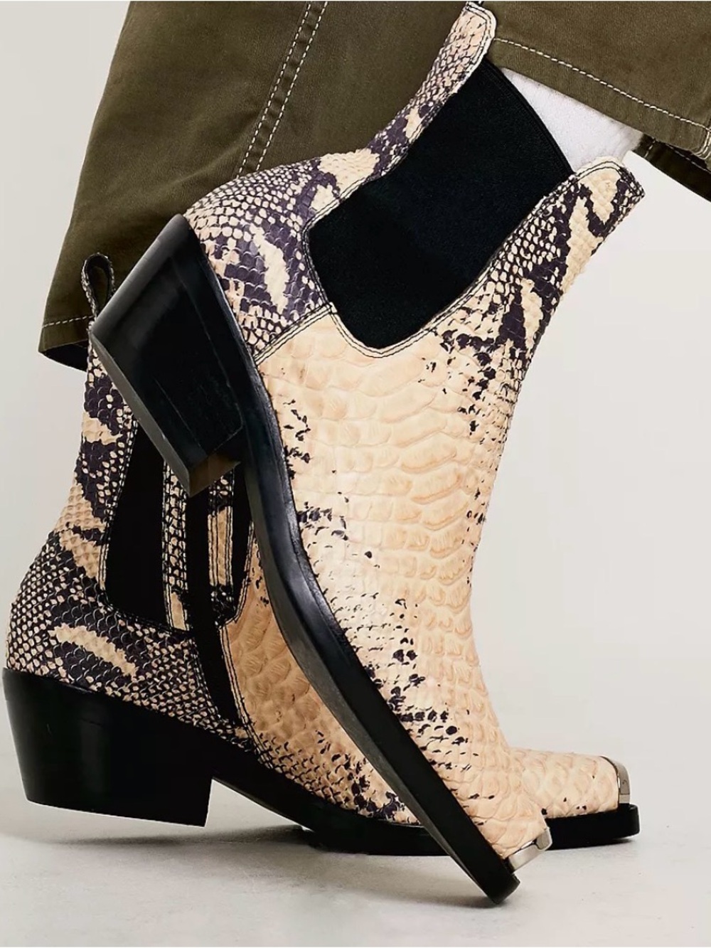 Jeffrey Campbell Poker Snake Boots | Cream/Black | Size 6